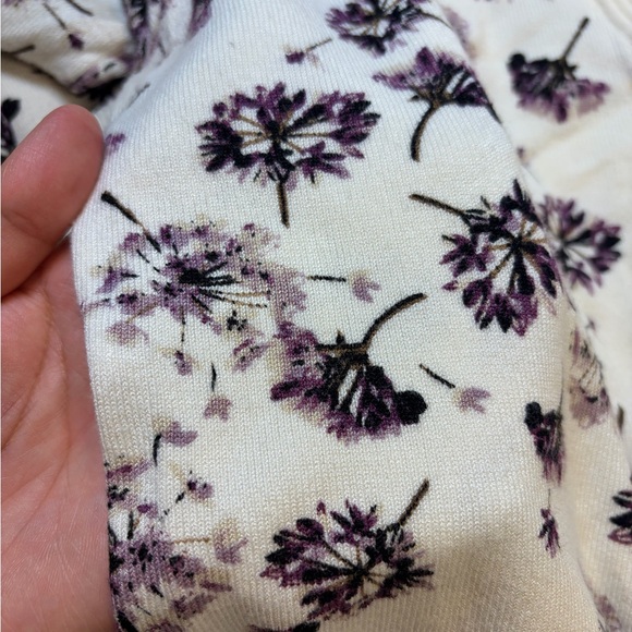 Carmen Marc Valvo Cream and Purple Floral Cardigan - Picture 5 of 5